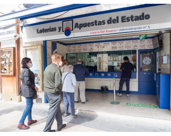 Local actual de Loter�a del Rosario, Administraci�n n� 5, junto a la Plaza de Espa�a de Zaragoza